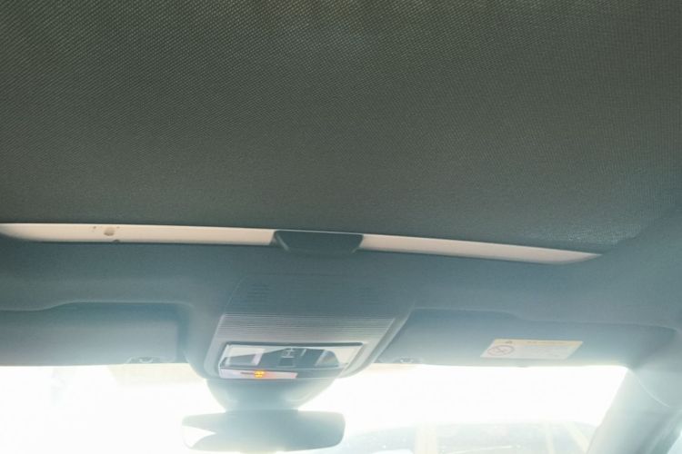 Volkswagen Golf 2021 car image #18
