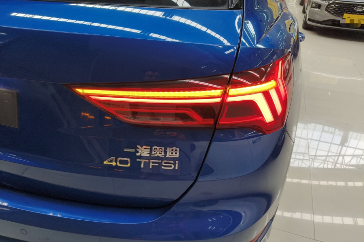 Audi Q3 2020 image de voiture #8