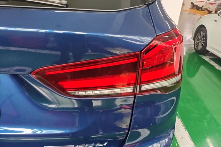 BMW X1 2021 #8 BMW X1 2021 car image #8