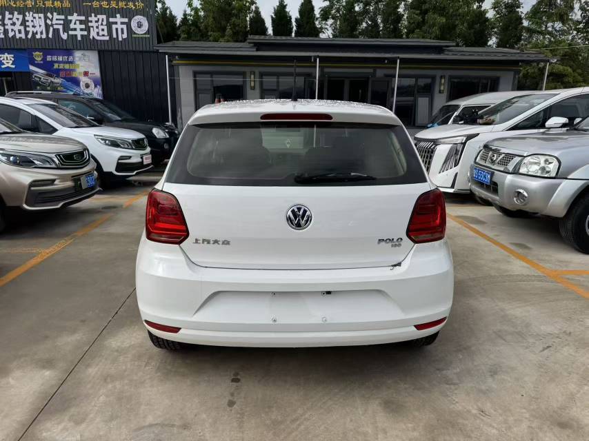 Volkswagen Polo 2019 car image #8