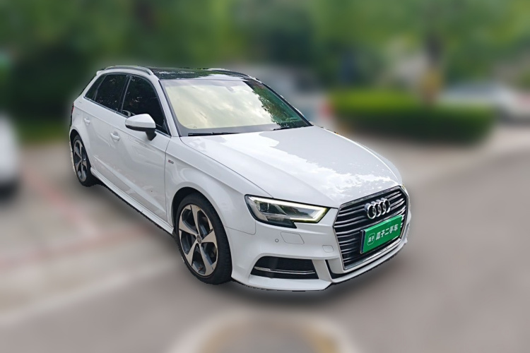 Audi A3 2019 #4 Audi A3 2019 car image #4
