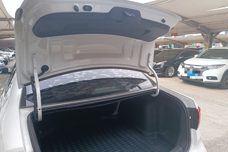 Volkswagen Lavida 2021 car image #19