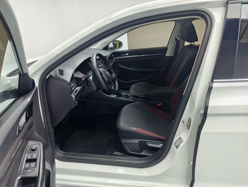 Volkswagen Bora 2019 car image #5