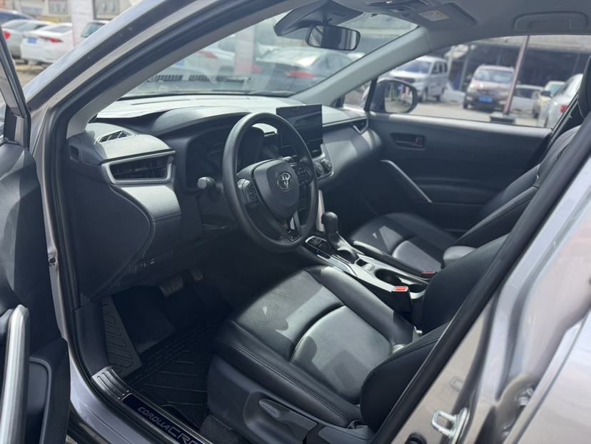 Toyota Corolla Cross 2024 car image #8
