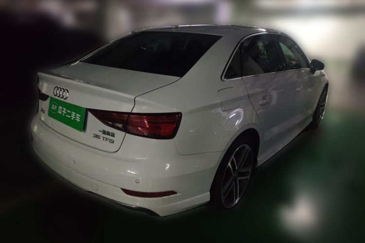 Audi A3 2019 car image #7