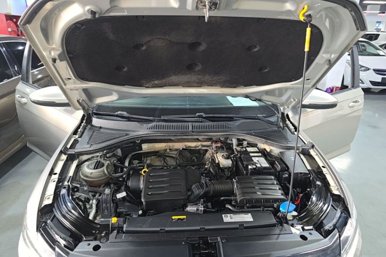 Volkswagen Lavida 2019 car image #20