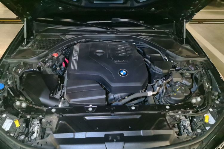 BMW 3 Series 2025 #22 BMW 3 Series 2025 car image #22