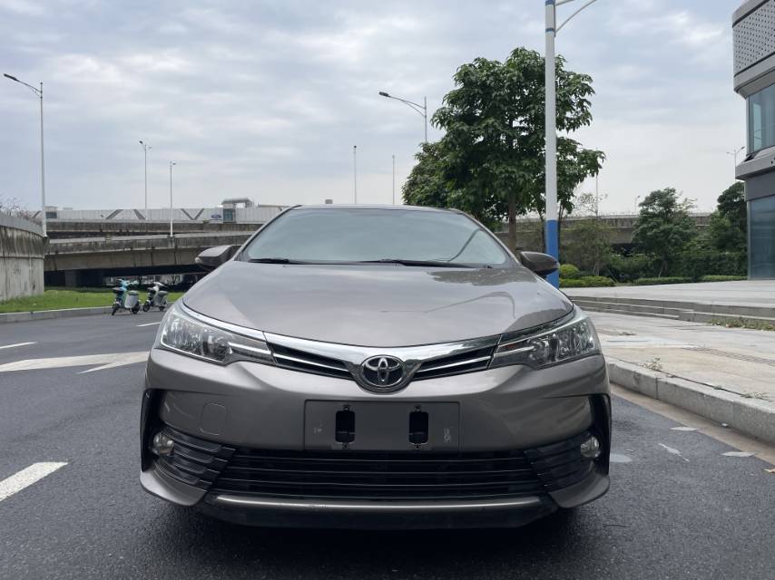 Toyota Corolla 2018 car image #3