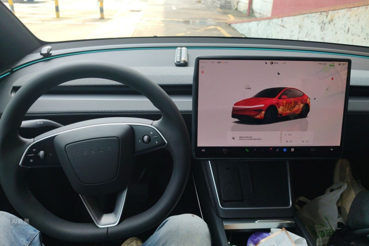 Tesla Model Y 2026 #11 Tesla Model Y 2026 car image #11