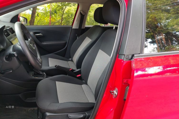 Volkswagen Polo 2018 car image #18