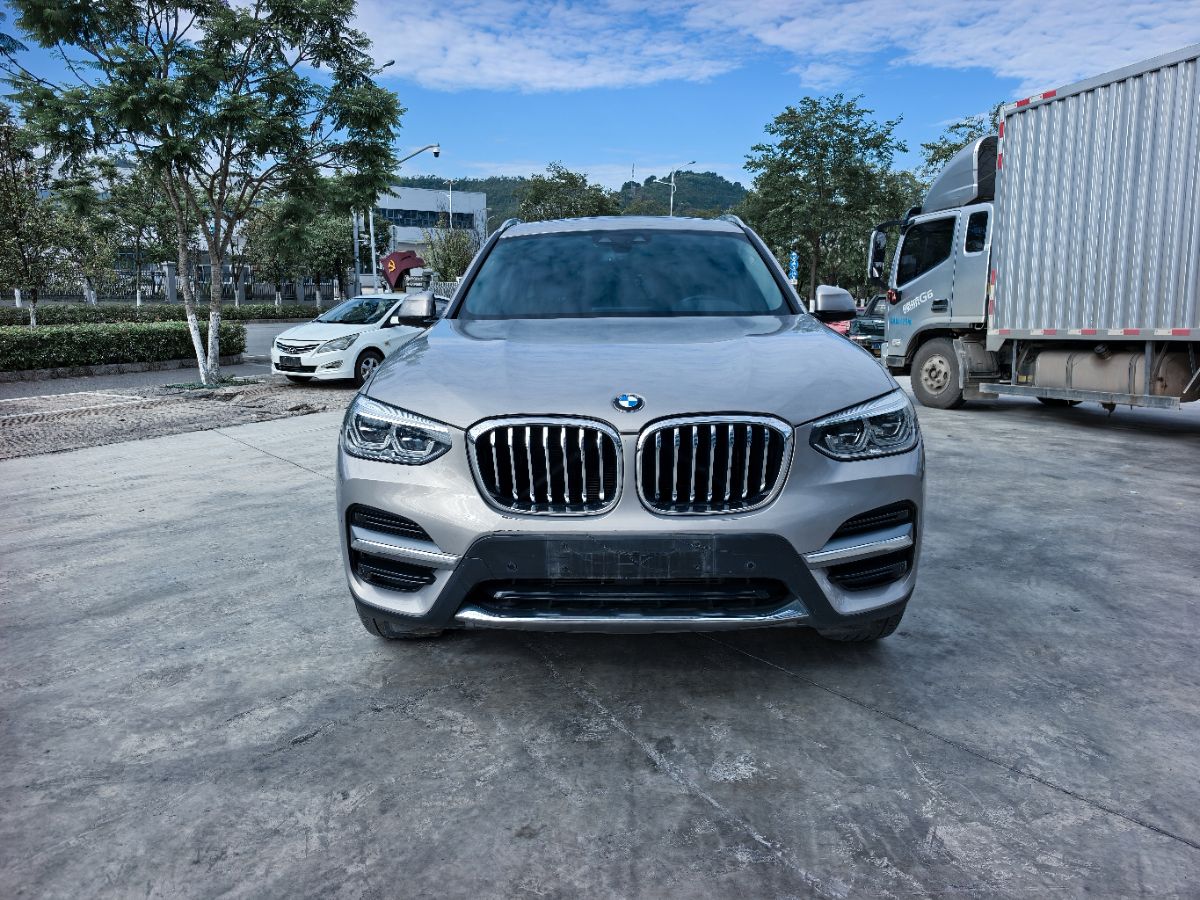 BMW X3 2021 #2 BMW X3 2021 car image #2