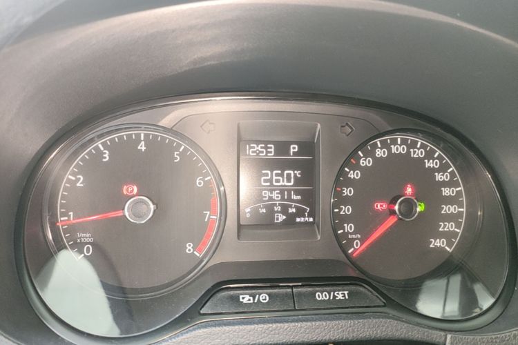 Volkswagen Polo 2017 #16 Volkswagen Polo 2017 car image #16