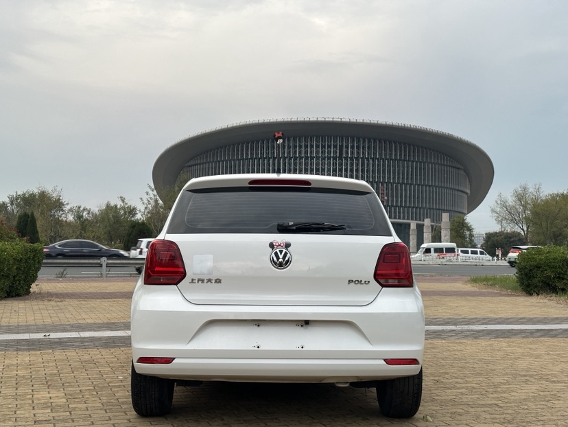 Volkswagen Polo 2017 car image #5