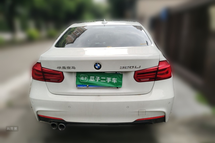 BMW 3 Series 2018 car image #6