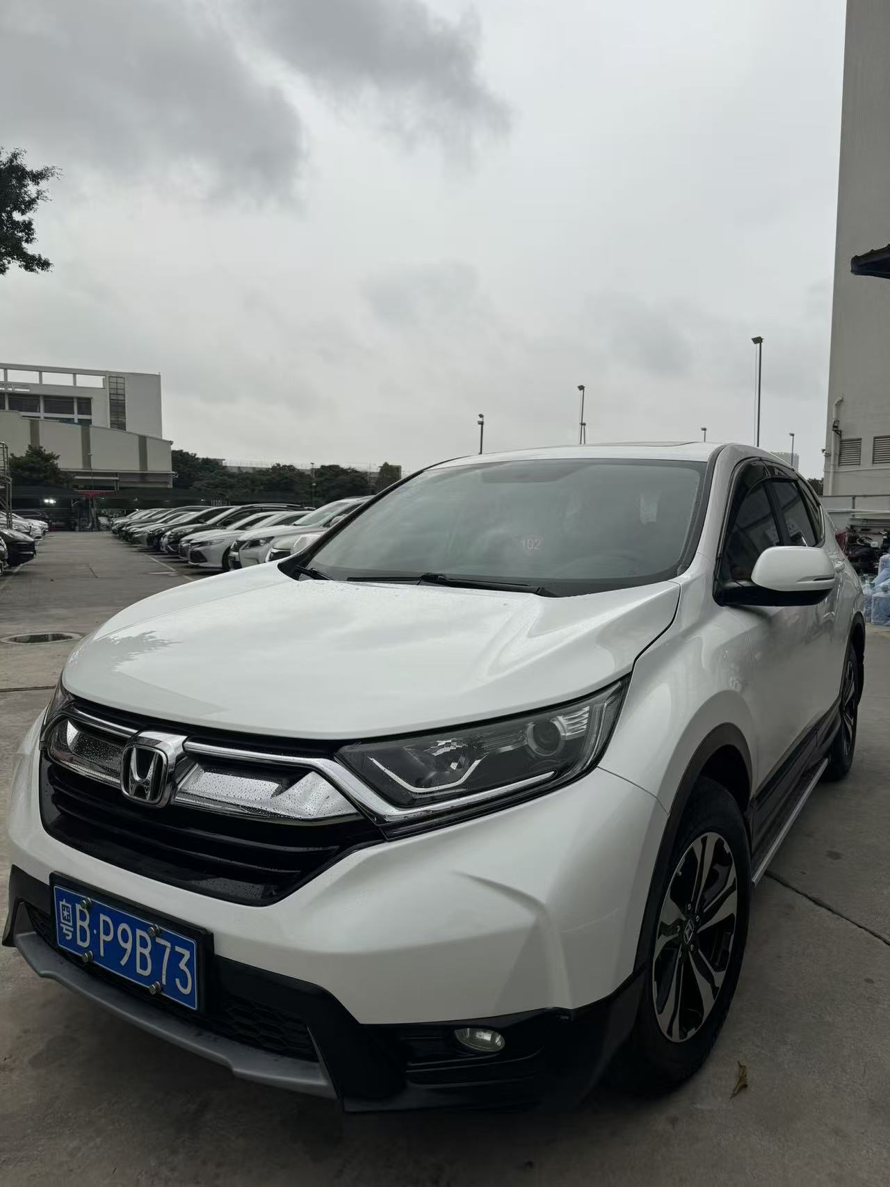 Honda CR-V 2018 Honda CR-V 2018 car image