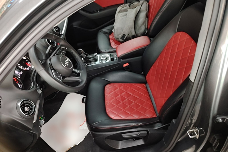 Audi A3 2019 immagine di auto #15