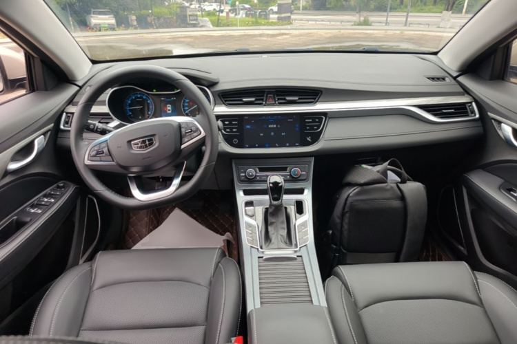GEELY Emgrand 2019 #10 GEELY Emgrand 2019 car image #10