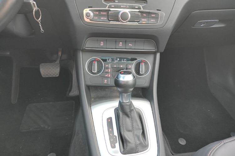 Audi Q3 2017 #14 Audi Q3 2017 car image #14