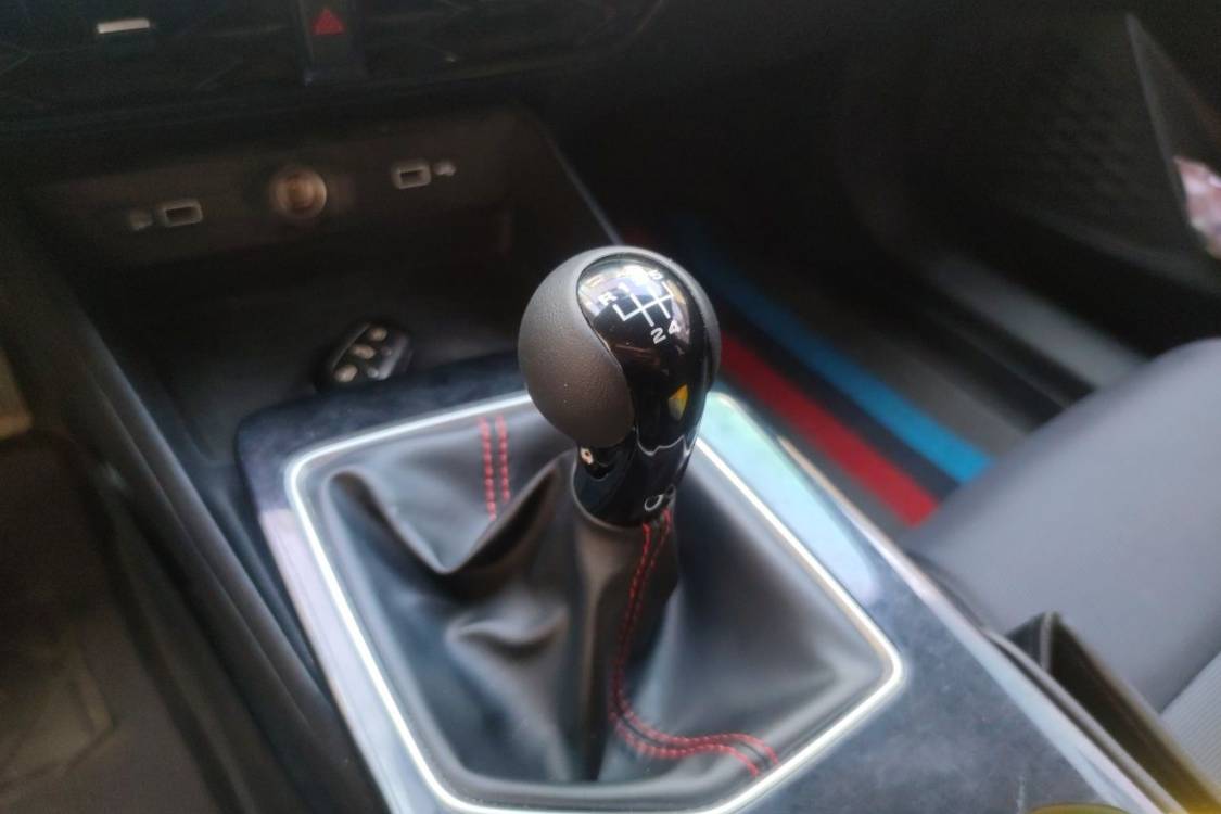 MG 5 2025 #27 MG 5 2025 imagen de coche #27