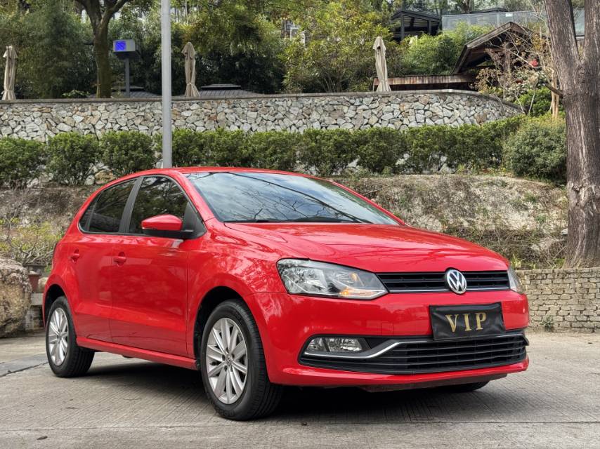 Volkswagen Polo 2015 immagine di auto #3