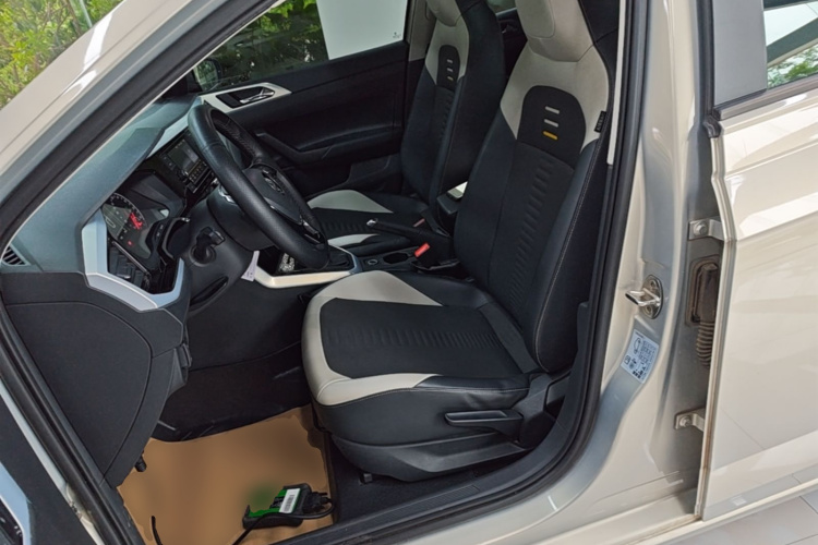 Volkswagen Polo 2020 car image #15
