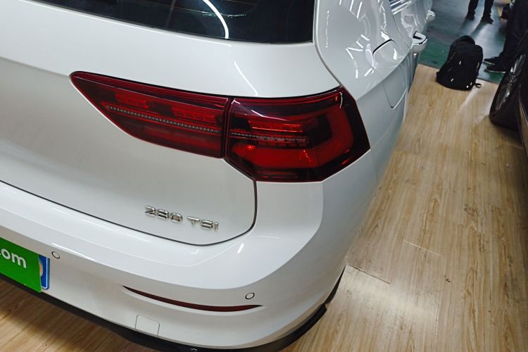 Volkswagen Golf 2022 immagine di auto #8