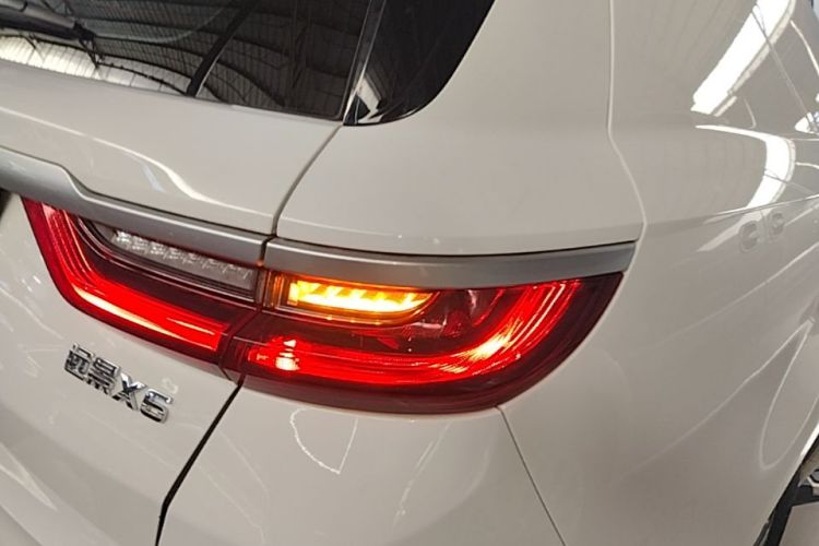 GEELY Vision X6 2020 car image #8
