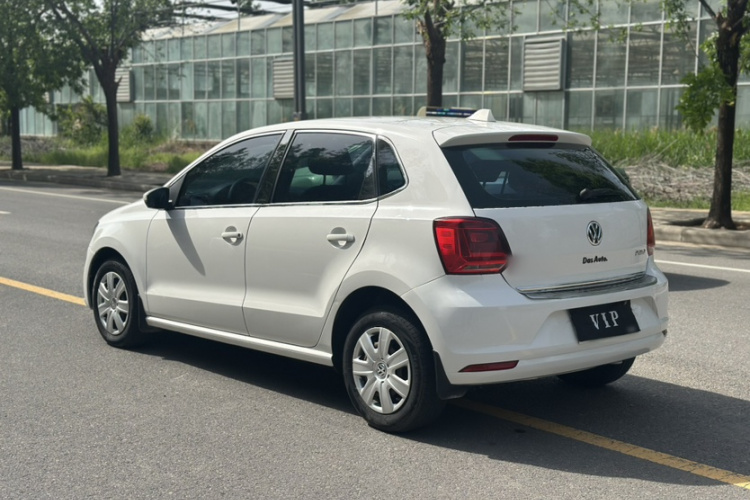 Volkswagen Polo 2017 #4 Volkswagen Polo 2017 car image #4