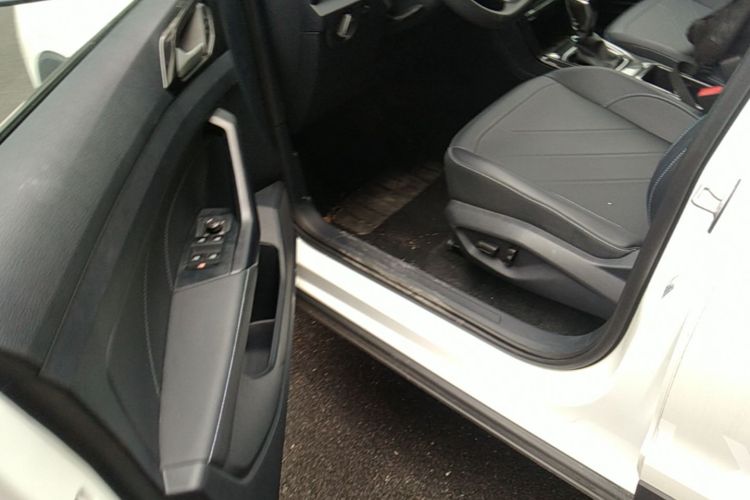Volkswagen Tharu 2025 #16 Volkswagen Tharu 2025 immagine di auto #16