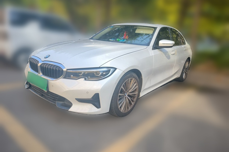 BMW 3 Series 2020 صورة سيارة #2