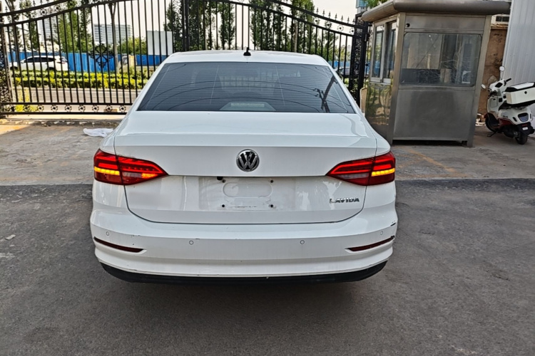 Volkswagen Lavida 2018 #6 Volkswagen Lavida 2018 car image #6