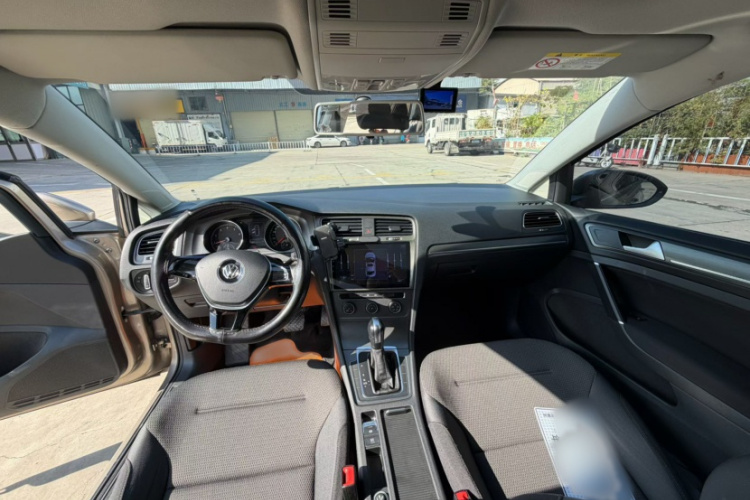 Volkswagen Golf 2017 #9 Volkswagen Golf 2017 car image #9