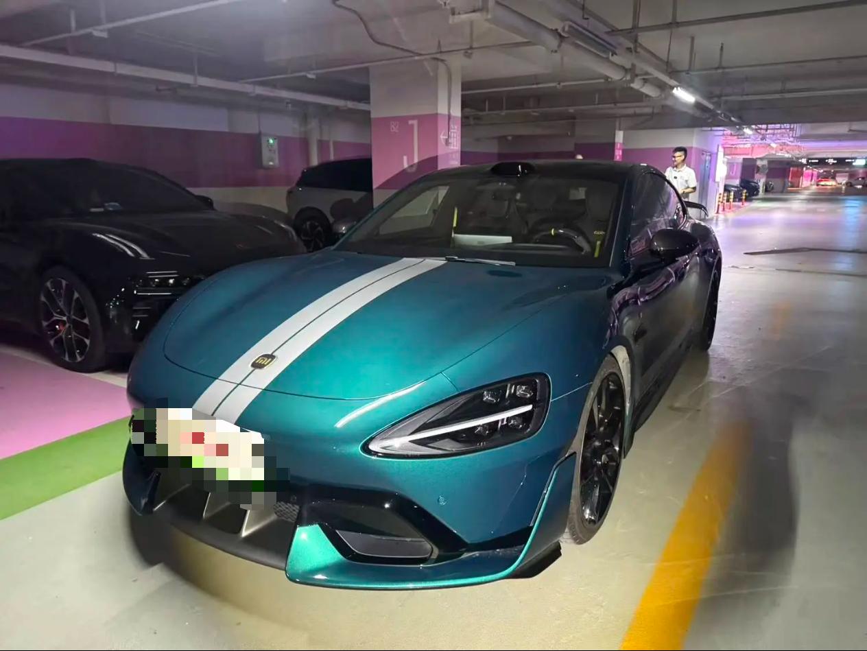 MI SU7 Ultra 2025 MI SU7 Ultra 2025 immagine di auto