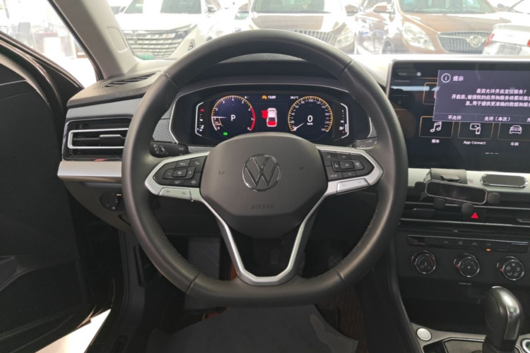 Volkswagen Lavida 2025 imagen de coche #11