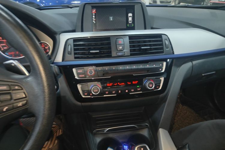 BMW 3 Series 2017 #13 BMW 3 Series 2017 car image #13