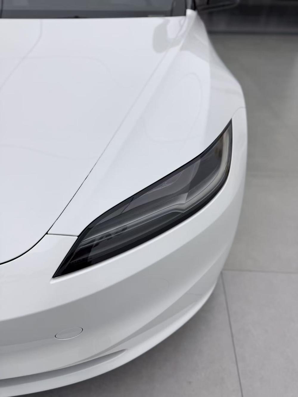 Tesla Model 3 2024 imagem de carro #13