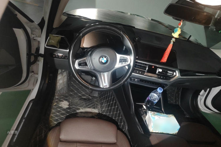 BMW 3 Series 2020 car image #12