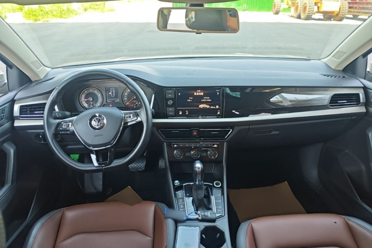 Volkswagen Lavida 2018 car image #10