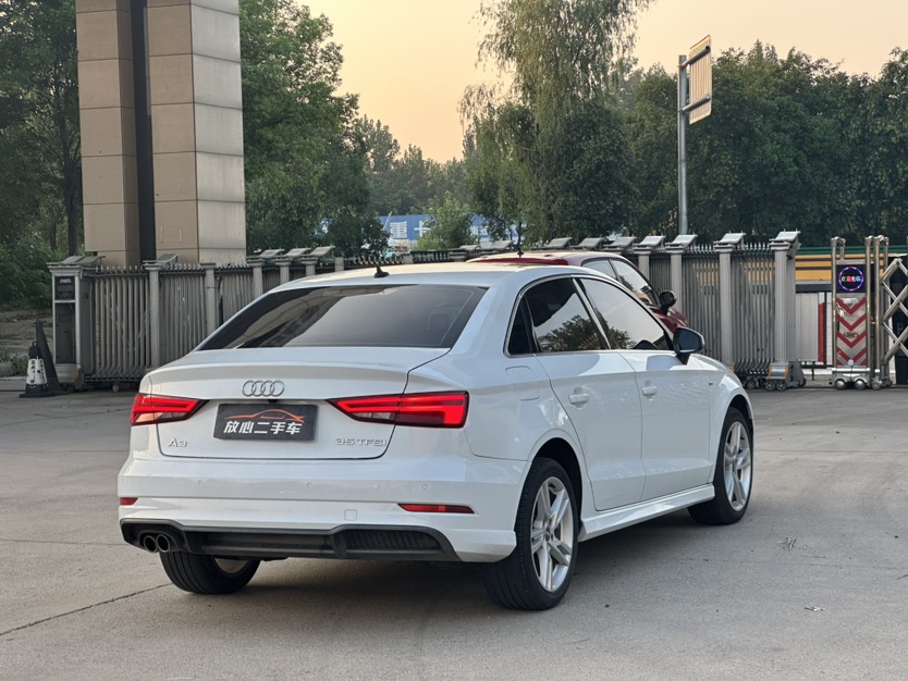 Audi A3 2020 car image #9