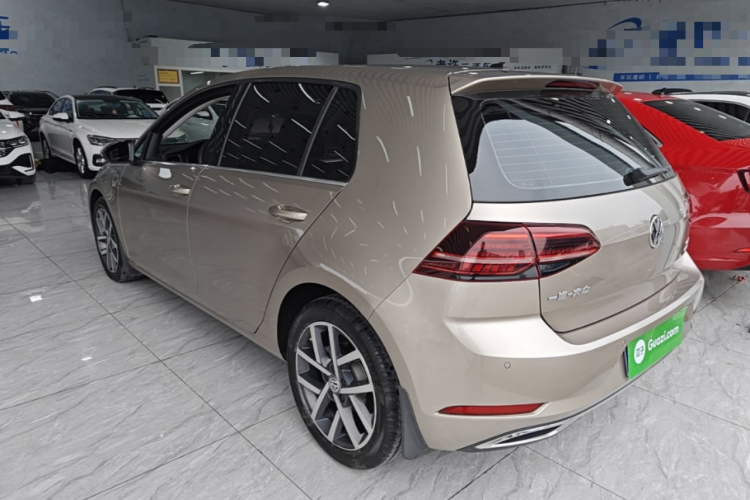 Volkswagen Golf 2019 #5 Volkswagen Golf 2019 صورة سيارة #5