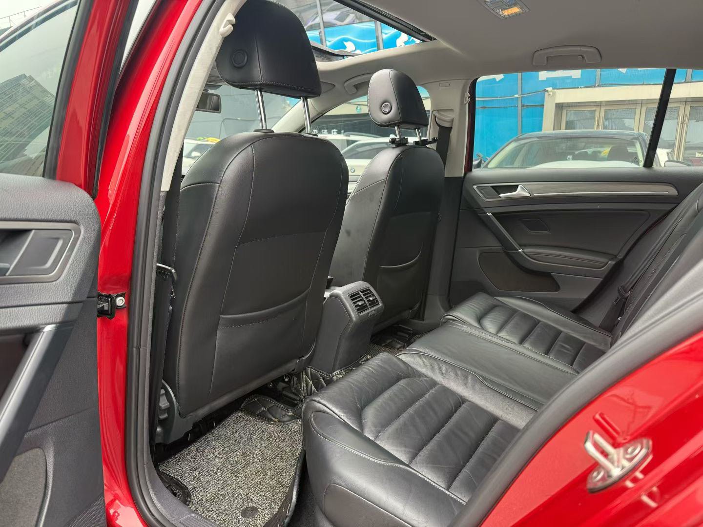 Volkswagen Golf 2015 imagen de coche #2