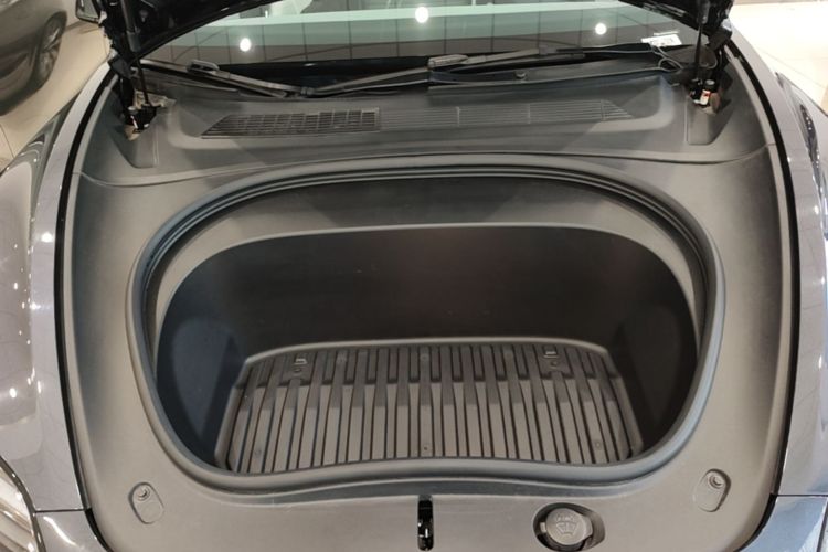 Tesla Model 3 2024 #20 Tesla Model 3 2024 car image #20