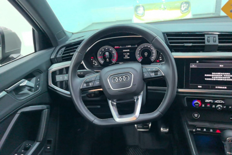 Audi Q3 2024 #11 Audi Q3 2024 car image #11
