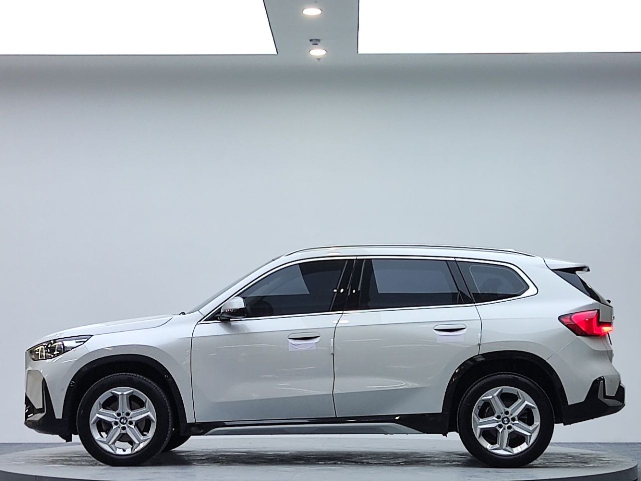 BMW X1 2023 #4 BMW X1 2023 car image #4