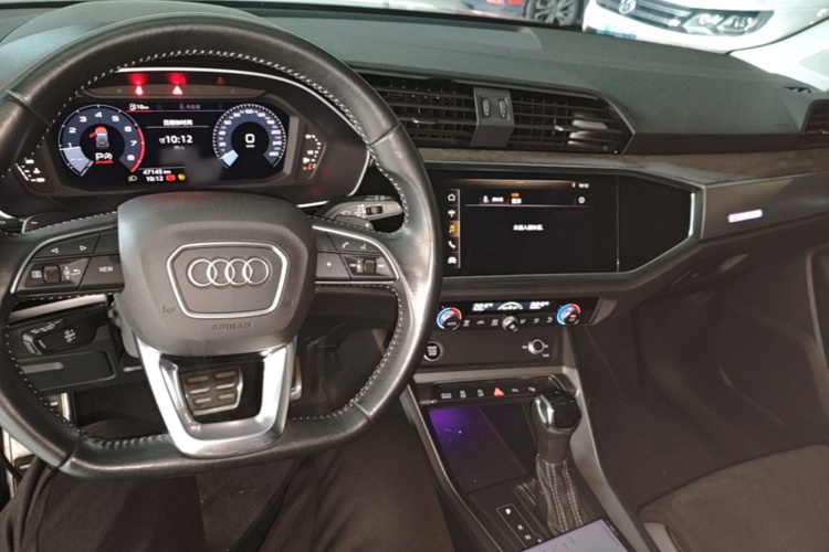 Audi Q3 2021 #10 Audi Q3 2021 car image #10