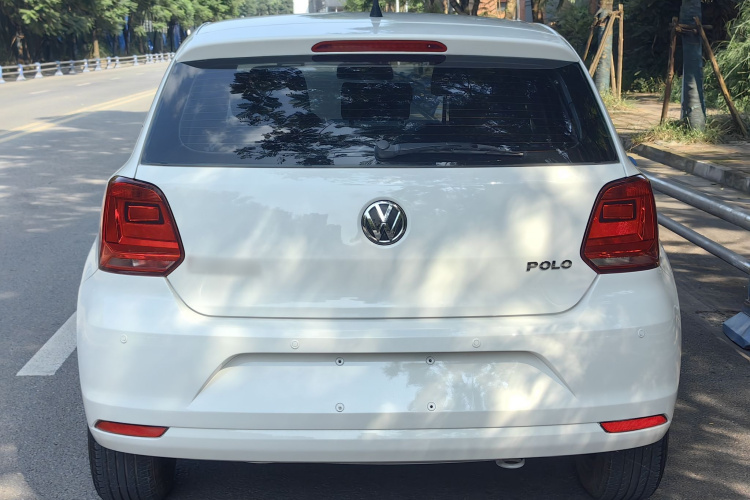 Volkswagen Polo 2016 #10 Volkswagen Polo 2016 car image #10