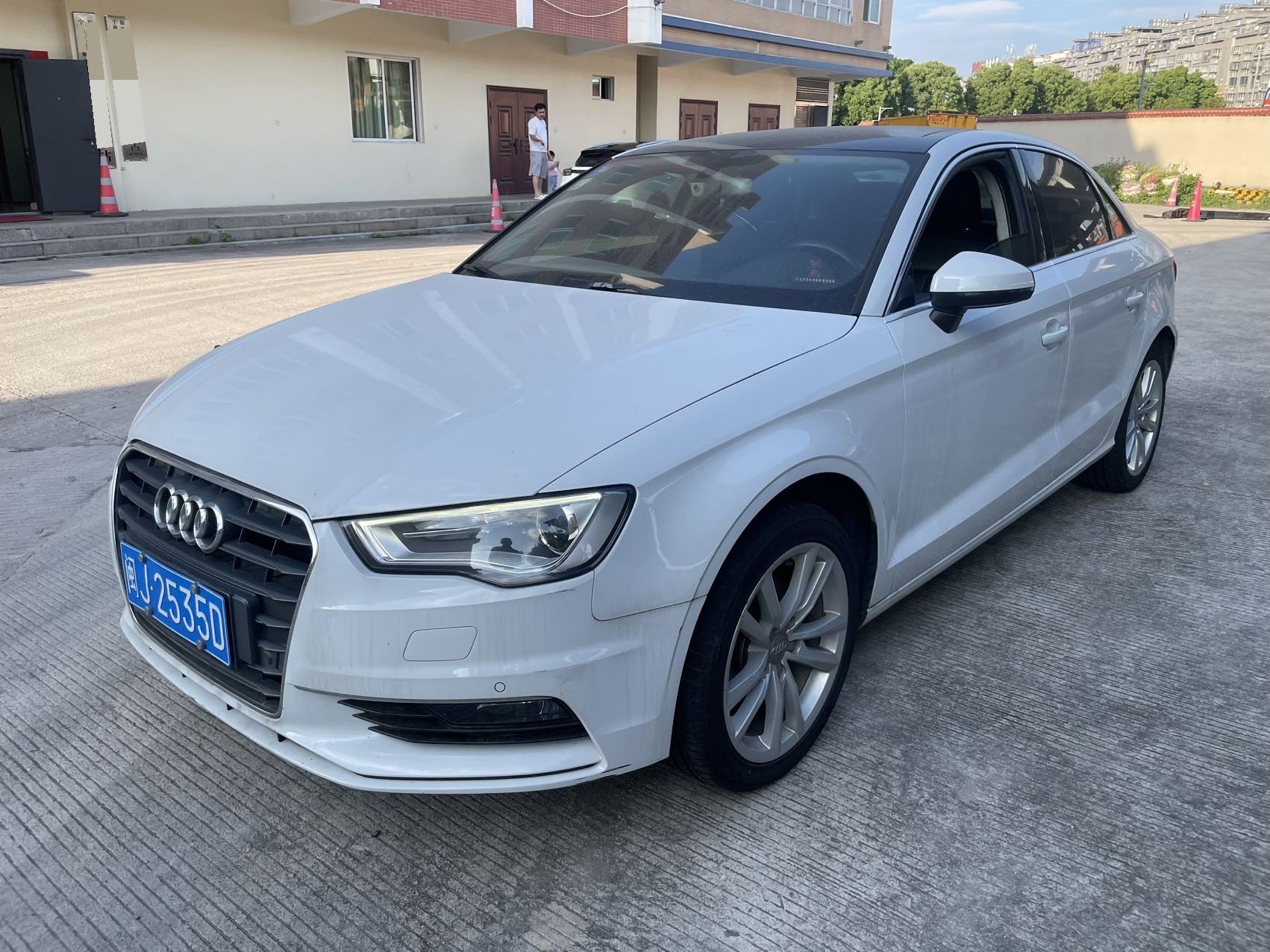 2016 2016 car image