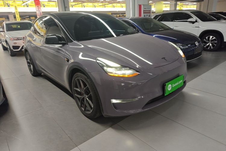 Tesla Model Y 2022 #6 Tesla Model Y 2022 car image #6