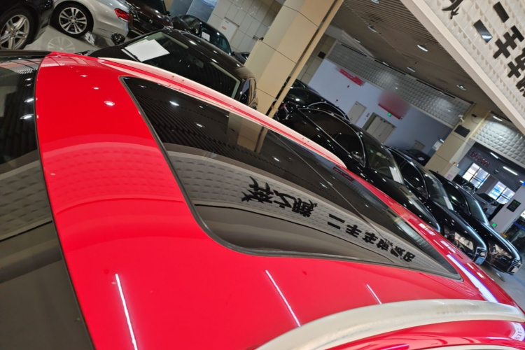 Audi Q3 2017 car image #25