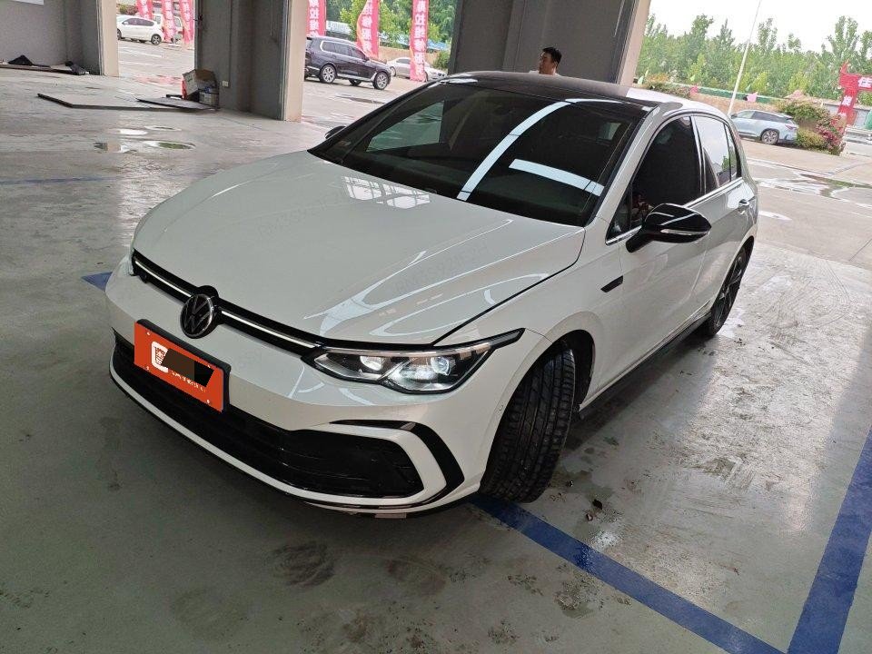 Volkswagen Golf 2023 car image 